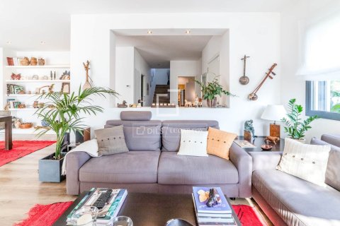 5 chambres villa à vendre à Sitges, Barcelona, Catalonia, Spain № 4486 - photo 7