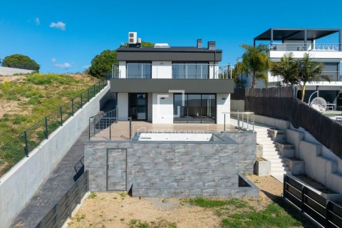 4 chambres villa à vendre à Arenys de Mar, Barcelona, Catalonia, Spain № 4485 - photo 8