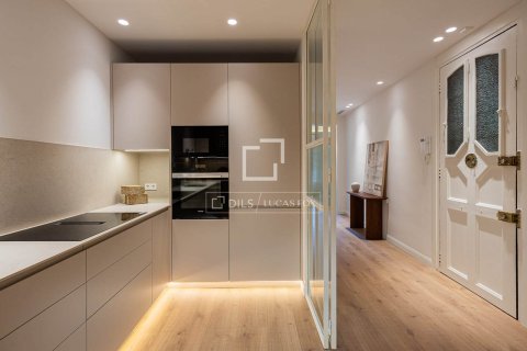 2 chambres apartment à vendre à Barcelona, Catalonia, Spain № 4484 - photo 12