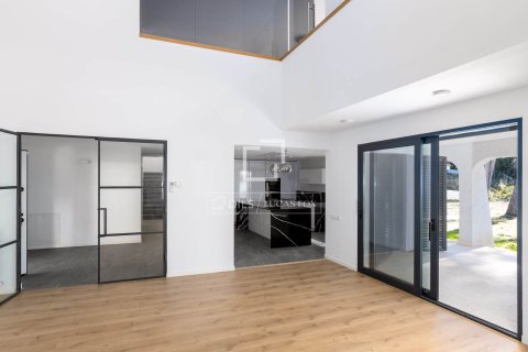 8 chambres villa à vendre à Cabrera de Mar, Barcelona, Catalonia, Spain № 3822 - photo 8