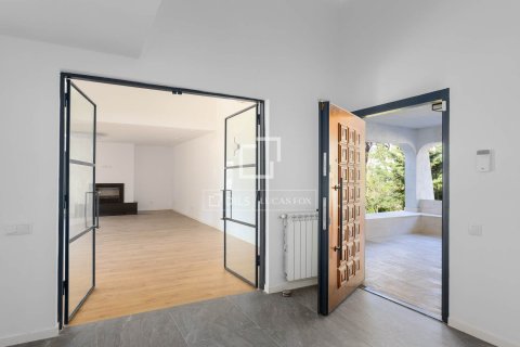 8 chambres villa à vendre à Cabrera de Mar, Barcelona, Catalonia, Spain № 3822 - photo 5