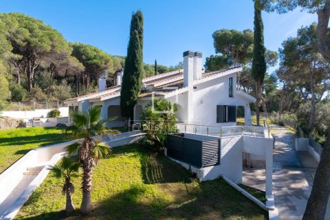 8 chambres villa à vendre à Cabrera de Mar, Barcelona, Catalonia, Spain № 3822 - photo 2