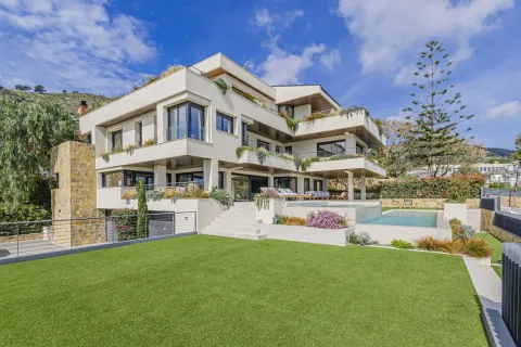 Купить дом в Барселона, Испания с 6 комнат, № 1605 - фото 2