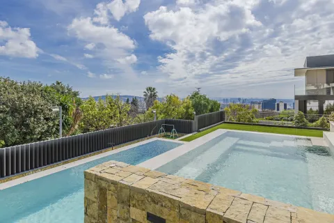 Купить дом в Барселона, Испания с 6 комнат, № 1605 - фото 26