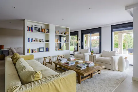 Купить дом в Барселона, Испания с 6 комнат, № 1605 - фото 6