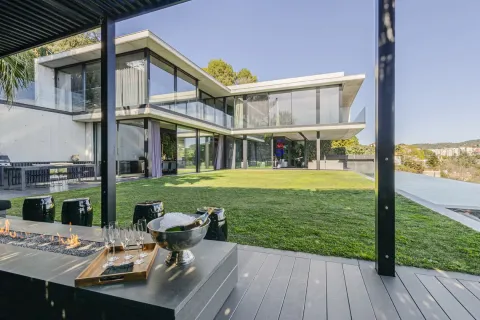 Купить дом в Барселона, Испания с 8 комнат, 1450м², № 1604 - фото 6