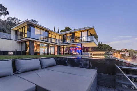 Купить дом в Барселона, Испания с 8 комнат, 1450м², № 1604 - фото 21