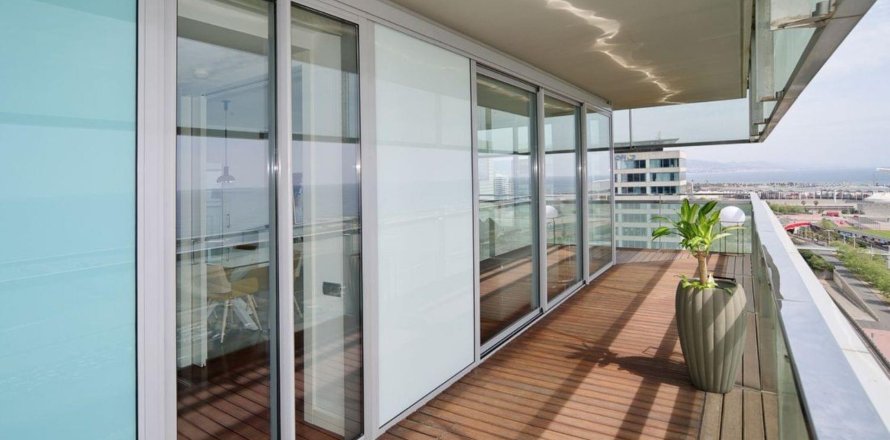 Квартира с 4 спальнями в Promocion Illa del Mar Барселона, Каталония, Испания № 3396