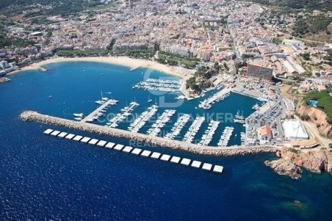 Купить земельный участок в Сант-Фелиу-де-Гиксолс, Испания 2522м², № 6063 - фото 4