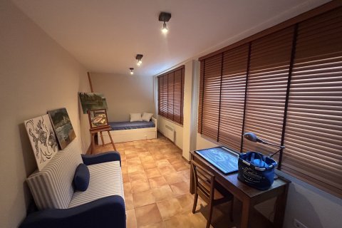 Купить дом в Лланка, Испания с 6 комнат, № 1625 - фото 19