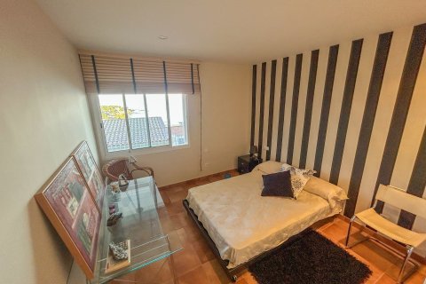 Купить дом в Лланка, Испания с 6 комнат, № 1625 - фото 17