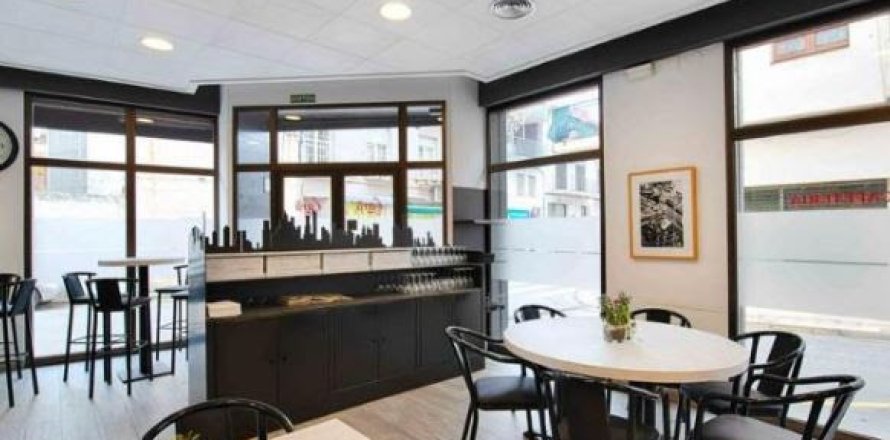 Коммерческая недвижимость 508м² в Лланке, Герона, Каталония, Испания № 1626