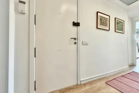 Купить квартиру в Барселона, Испания с 4 комнаты, № 1624 - фото 4