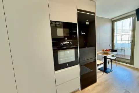 Купить квартиру в Барселона, Испания с 4 комнаты, № 1624 - фото 10