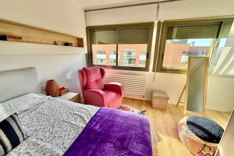 Купить квартиру в Барселона, Испания с 4 комнаты, № 1624 - фото 17