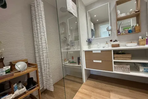 Купить квартиру в Барселона, Испания с 4 комнаты, № 1624 - фото 25