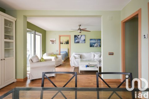 3 bedrooms apartment for sale in Sitges, Barcelona, Catalonia, Spain № 7552 - photo 11