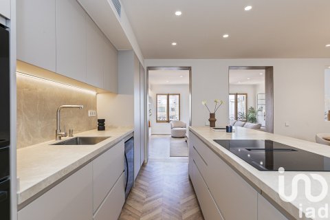 Купить квартиру в Барселона, Испания с 3 спальни, 162м², № 7554 - фото 13