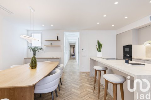 Купить квартиру в Барселона, Испания с 3 спальни, 162м², № 7554 - фото 14