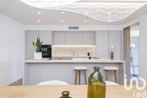 Купить квартиру в Барселона, Испания с 3 спальни, 162м², № 7554 - фото 9