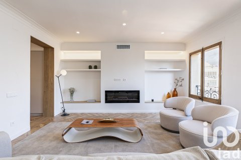 Купить квартиру в Барселона, Испания с 3 спальни, 162м², № 7554 - фото 6