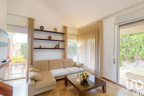 6 bedrooms house for sale in El Vendrell, Tarragona, Catalonia, Spain № 7556 - photo 13