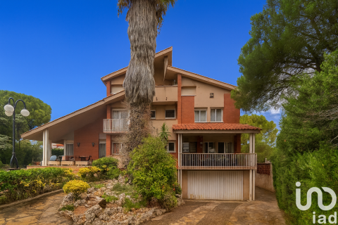 6 bedrooms house for sale in El Vendrell, Tarragona, Catalonia, Spain № 7556