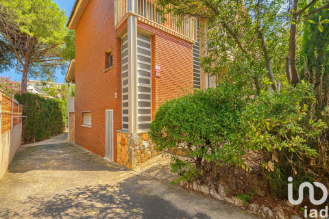 6 bedrooms house for sale in El Vendrell, Tarragona, Catalonia, Spain № 7556 - photo 24