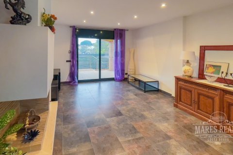 Купить виллу в Л'Эскала, Испания с 5 спален, 330м², № 961 - фото 16