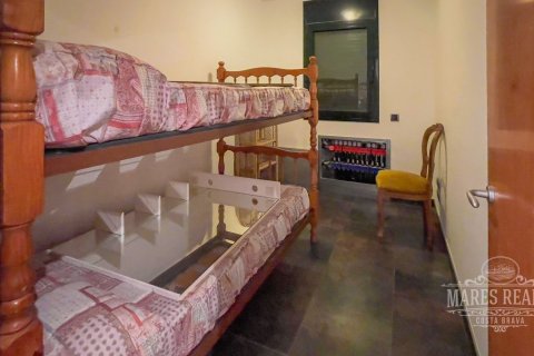 Купить виллу в Л'Эскала, Испания с 5 спален, 330м², № 961 - фото 11