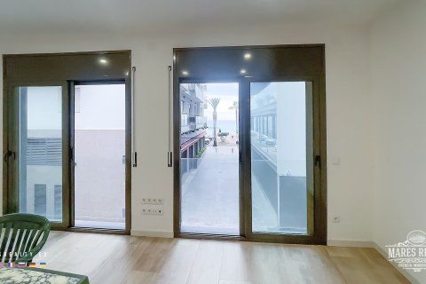 Купить коммерческую недвижимость в Льорет-де-Мар, Испания с 15 комнат, 788м², № 956 - фото 3