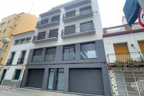 Коммерческая недвижимость с 15 комнатами в Льорет-де-Мар, Герона, Каталония, Испания № 956