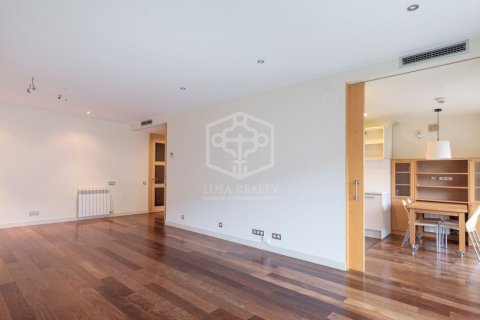 3 chambres apartment à louer à Barcelona, Catalonia, Spain № 955 - photo 3