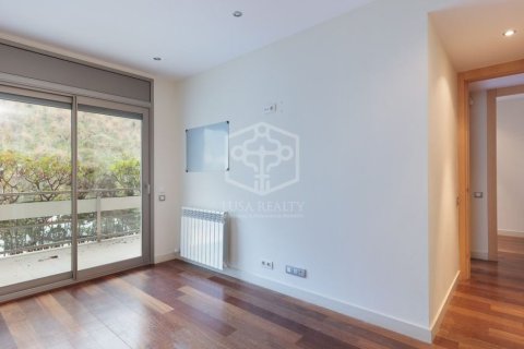 3 chambres apartment à louer à Barcelona, Catalonia, Spain № 955 - photo 9