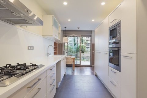 3 chambres apartment à louer à Barcelona, Catalonia, Spain № 955 - photo 7