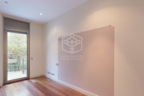 3 chambres apartment à louer à Barcelona, Catalonia, Spain № 955 - photo 15