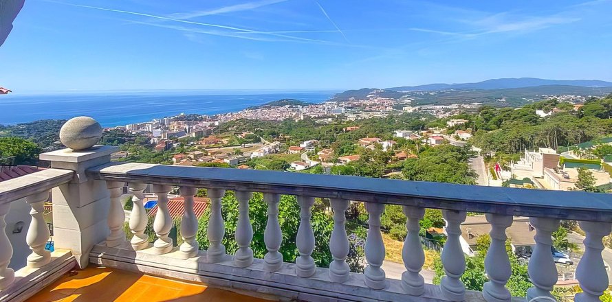 5 chambres villa à vendre à Lloret de Mar, Girona, Catalonia, Spain № 957