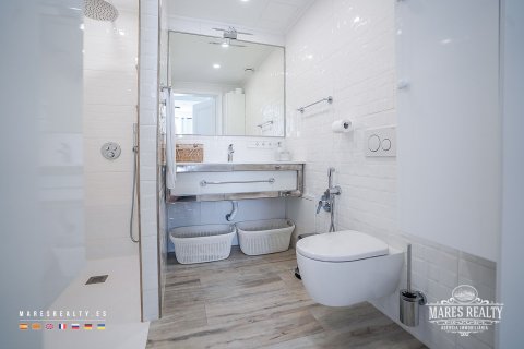 Купить виллу в Льорет-де-Мар, Испания с 3 спальни, 273м², № 958 - фото 14