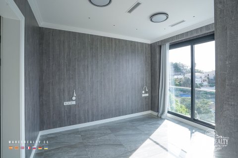 Купить виллу в Льорет-де-Мар, Испания с 3 спальни, 273м², № 958 - фото 6