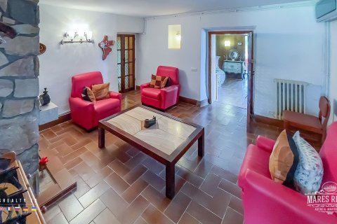 Купить виллу в Кальдес-де-Малавелья, Испания с 6 спален, 3000м², № 960 - фото 13