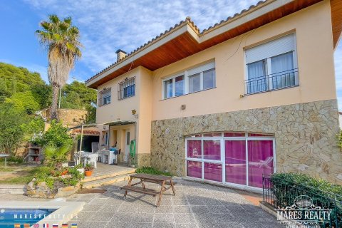 7 chambres villa à vendre à Lloret de Mar, Girona, Catalonia, Spain № 959 - photo 5