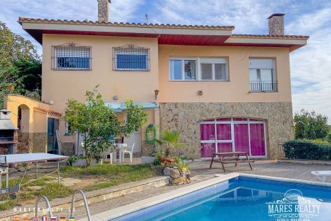 7 chambres villa à vendre à Lloret de Mar, Girona, Catalonia, Spain № 959 - photo 4