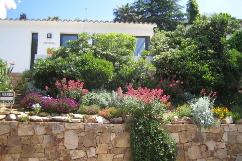 Купить виллу в Тосса-де-Мар, Испания с 3 спальни, 150м², № 853 - фото 3