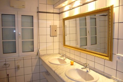 Купить виллу в Розы, Испания с 3 спальни, 120м², № 849 - фото 2