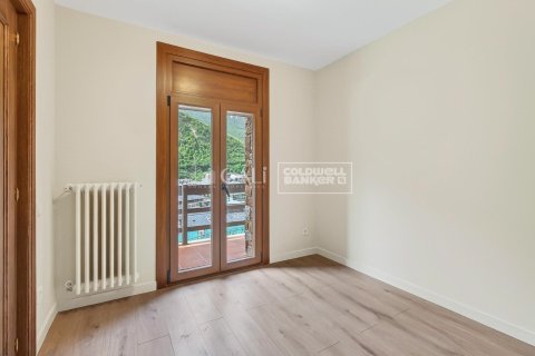Снять в аренду дом в Андорра, Испания с 3 спальни, 232м², № 7694 - фото 13