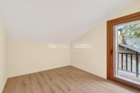 Снять в аренду дом в Андорра, Испания с 3 спальни, 232м², № 7694 - фото 15