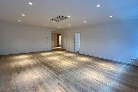 Снять в аренду офис в Андорра, Испания 115м², № 7691 - фото 12