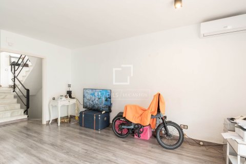 5 chambres villa à vendre à Castelldefels, Barcelona, Catalonia, Spain № 4058 - photo 6