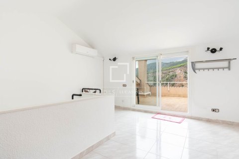 5 chambres villa à vendre à Castelldefels, Barcelona, Catalonia, Spain № 4058 - photo 9