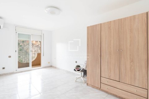 5 chambres villa à vendre à Castelldefels, Barcelona, Catalonia, Spain № 4058 - photo 11